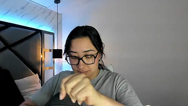 sayumi dirty online show from 02/18/25, 07:09