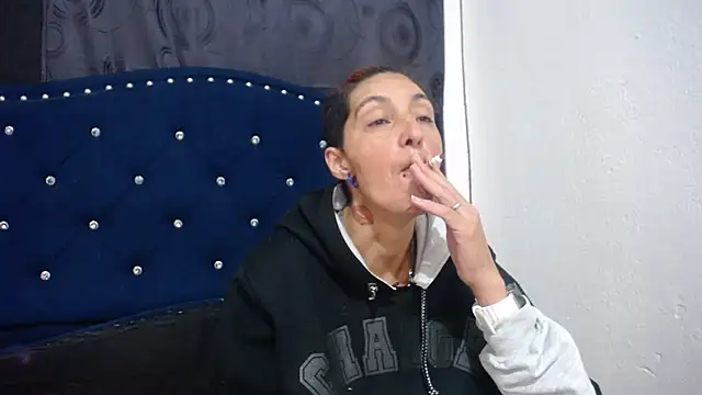 anyu1306 online show from 12/17/24, 06:13