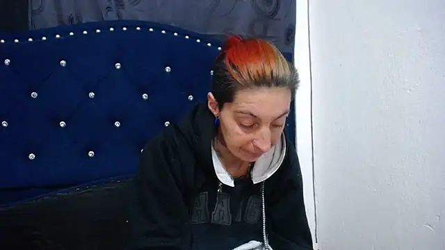 anyu1306 online show from 12/17/24, 09:17