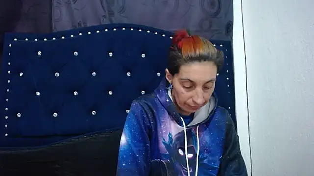 anyu1306 online show from 12/19/24, 08:44