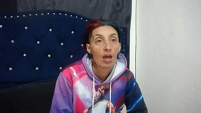 anyu1306 online show from 02/12/25, 04:44