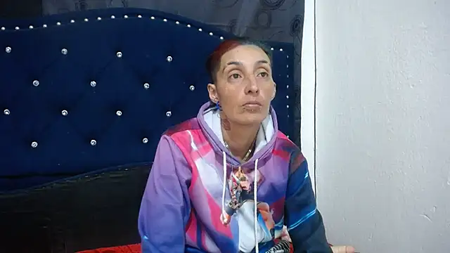 anyu1306 online show from 02/12/25, 07:44