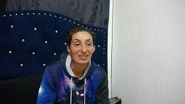 anyu1306 online show from 03/14/25, 04:21