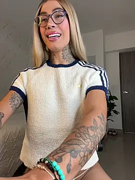 Miss sagitario online show from 04/09/26, 12:10