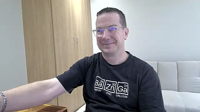 BrettJ81 online show from 11/16/25, 12:55