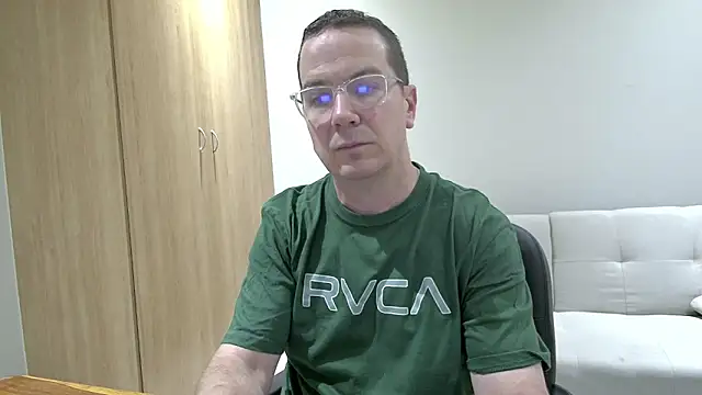 BrettJ81 online show from 04/07/26, 05:57