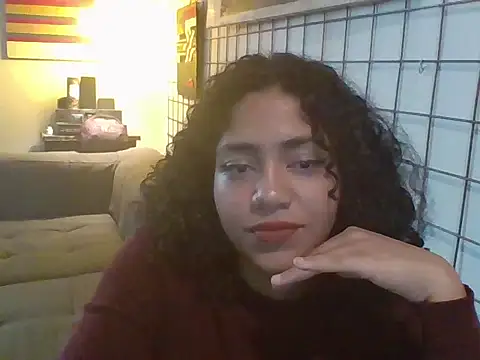 Snapshot of savanahottie chatting on 11/24/25, 12:49 savanahottie online show from 11/24/25, 12:49