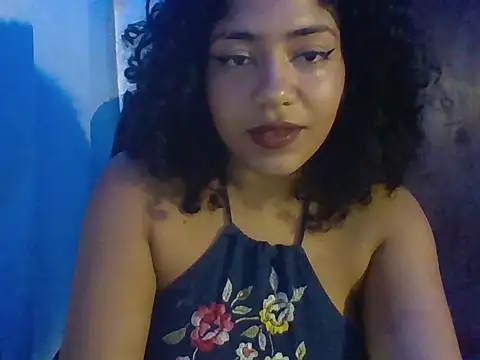 Snapshot of savanahottie chatting on 11/25/25, 09:42 savanahottie online show from 11/25/25, 09:42