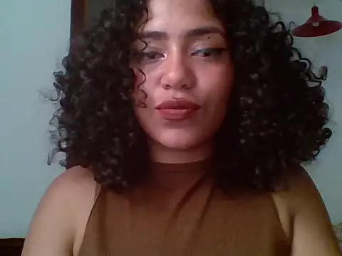 Snapshot of savanahottie chatting on 11/30/25, 08:35 savanahottie online show from 11/30/25, 08:35