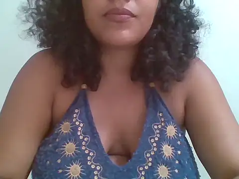 Snapshot of savanahottie chatting on 02/02/26, 03:33 savanahottie online show from 02/02/26, 03:33