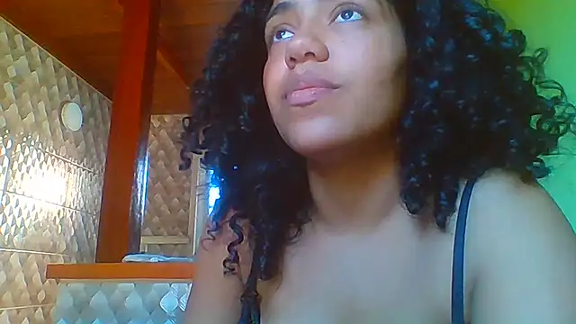 Snapshot of savanahottie chatting on 07/16/26, 04:35 savanahottie online show from 07/16/26, 04:35