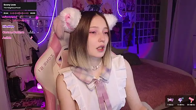 Snapshot of Evie_Ro chatting on 10/02/25, 09:11 Evie Ro online show from 10/02/25, 09:11