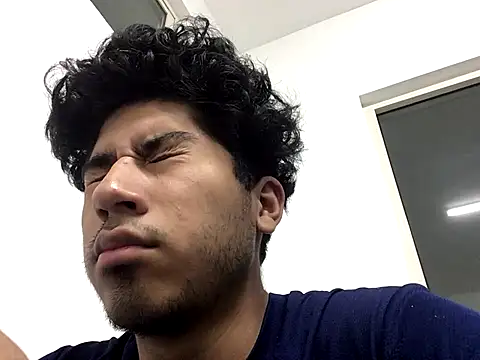 Snapshot of Mangopitudo chatting on 12/19/25, 06:09 Mangopitudo online show from 12/19/25, 06:09