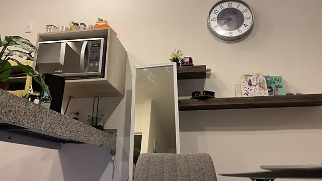 mommy nadin online show from 02/15/25, 12:48