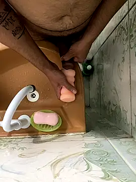 Snapshot of gui6789b chatting on 09/19/25, 02:13 gui6789b online show from 09/19/25, 02:13