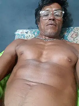 Snapshot of kvr27 chatting on 03/02/25, 12:43 kvr27 online show from 03/02/25, 12:43