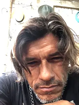 Snapshot of kvr27 chatting on 10/08/25, 08:17 kvr27 online show from 10/08/25, 08:17