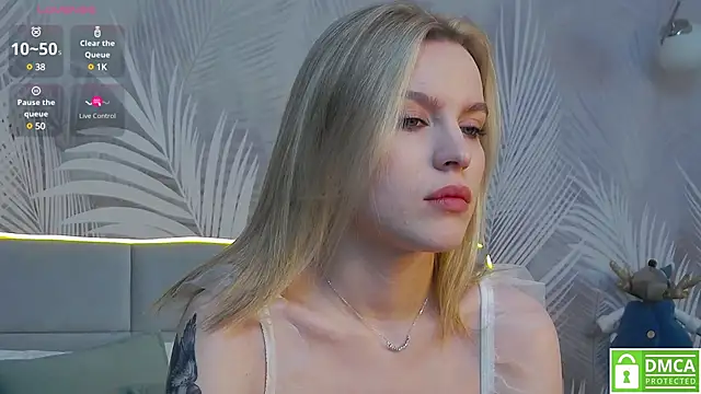 Snapshot of AmaliaBell chatting on 12/31/24, 04:16 AmaliaBell online show from 12/31/24, 04:16