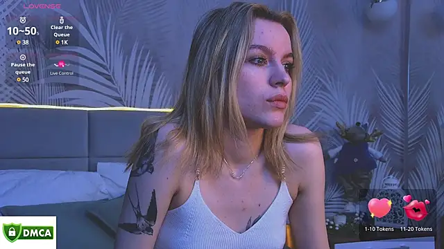 Snapshot of AmaliaBell chatting on 01/07/25, 01:14 AmaliaBell online show from 01/07/25, 01:14