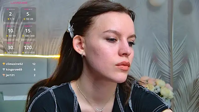 Snapshot of AmaliaBell chatting on 03/21/25, 04:51 AmaliaBell online show from 03/21/25, 04:51