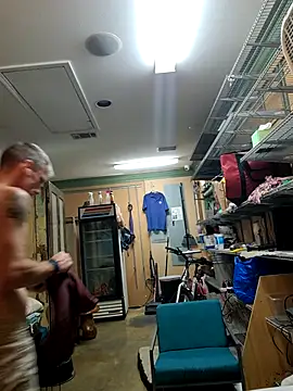 Snapshot of leahcimnikral chatting on 10/06/25, 12:41 leahcimnikral online show from 10/06/25, 12:41