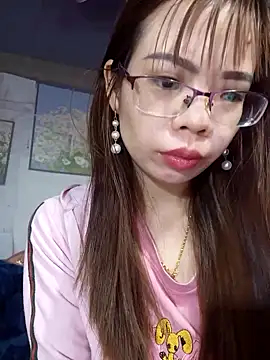 Snapshot of __Mai-love19__ chatting on 03/20/25, 02:08 Mai-love19 online show from 03/20/25, 02:08