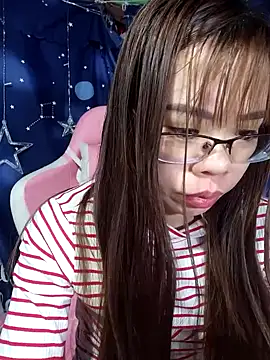 Snapshot of __Mai-love19__ chatting on 03/20/25, 01:37 Mai-love19 online show from 03/20/25, 01:37