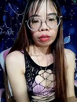 Snapshot of __Mai-love19__ chatting on 10/27/25, 12:58 Mai-love19 online show from 10/27/25, 12:58