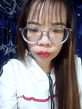 Snapshot of __Mai-love19__ chatting on 11/14/25, 12:53 Mai-love19 online show from 11/14/25, 12:53