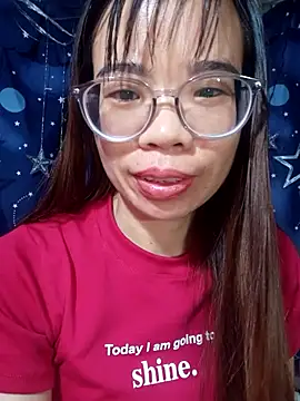 Snapshot of __Mai-love19__ chatting on 12/22/25, 10:07 Mai-love19 online show from 12/22/25, 10:07