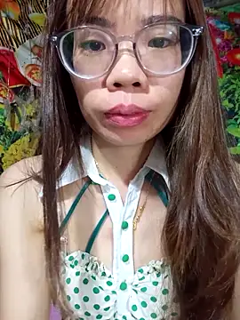 Snapshot of __Mai-love19__ chatting on 02/16/26, 12:18 Mai-love19 online show from 02/16/26, 12:18