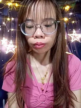 Snapshot of __Mai-love19__ chatting on 02/21/26, 02:12 Mai-love19 online show from 02/21/26, 02:12