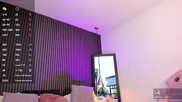 Snapshot of pervert_lizza chatting on 11/19/25, 11:43 pervert lizza online show from 11/19/25, 11:43