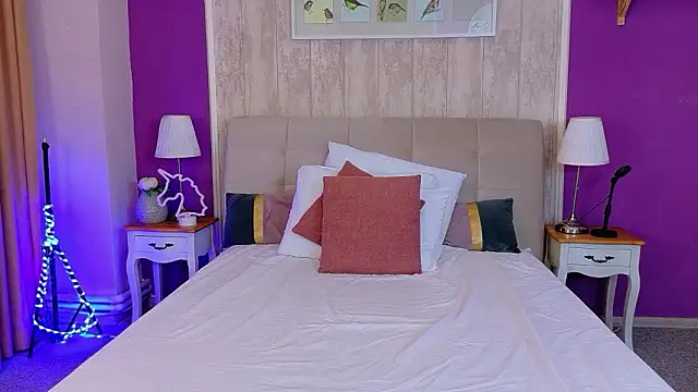 BrianaJoy online show from 02/09/26, 05:55