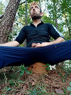 Snapshot of afTerparTycloudz chatting on 09/27/25, 10:26 afTerparTycloudz online show from 09/27/25, 10:26