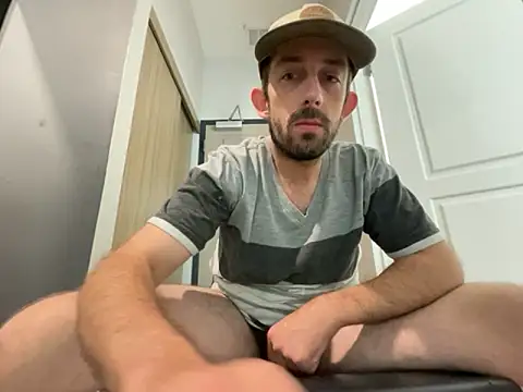 Snapshot of afTerparTycloudz chatting on 10/16/25, 07:48 afTerparTycloudz online show from 10/16/25, 07:48