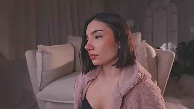 AmyArmstrong online show from 04/08/26, 12:21