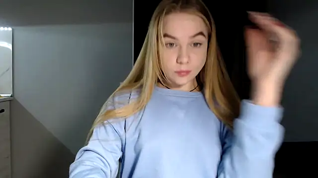 Snapshot of Sunbeam_ chatting on 12/06/24, 10:19 Sunbeam online show from 12/06/24, 10:19