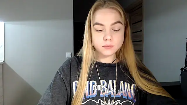 Snapshot of Sunbeam_ chatting on 01/27/25, 07:24 Sunbeam online show from 01/27/25, 07:24