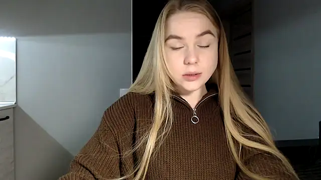 Snapshot of Sunbeam_ chatting on 02/08/25, 08:42 Sunbeam online show from 02/08/25, 08:42