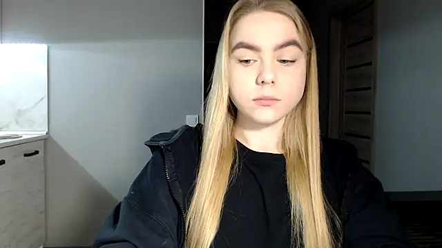 Snapshot of Sunbeam_ chatting on 02/25/25, 05:36 Sunbeam online show from 02/25/25, 05:36