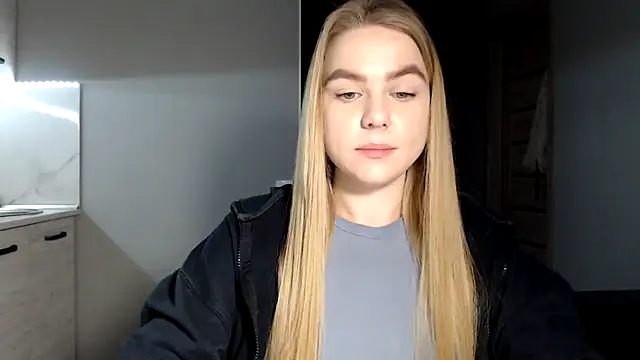 Snapshot of Sunbeam_ chatting on 03/11/25, 09:48 Sunbeam online show from 03/11/25, 09:48