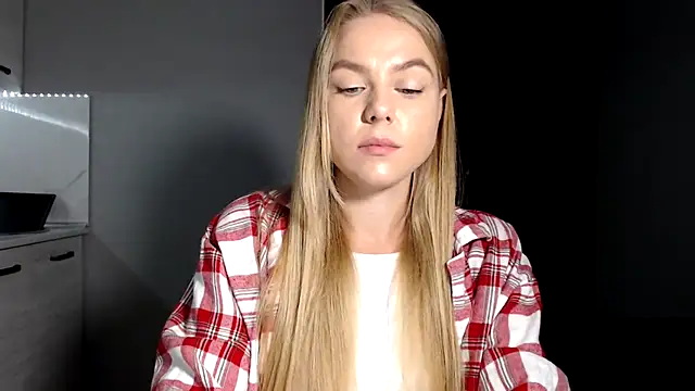 Snapshot of Sunbeam_ chatting on 09/20/25, 09:16 Sunbeam online show from 09/20/25, 09:16