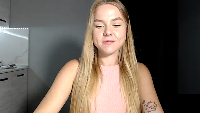 Snapshot of Sunbeam_ chatting on 09/28/25, 08:58 Sunbeam online show from 09/28/25, 08:58