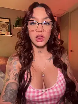 DaniDusan  online show from 03/25/26, 08:26