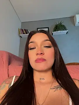 Snapshot of DaniDusan_ chatting on 04/19/26, 07:16 DaniDusan online show from 04/19/26, 07:16