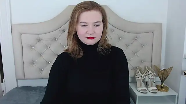 LaraDream online show from 01/29/25, 06:28