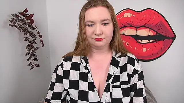 LaraDream online show from 02/28/26, 05:14