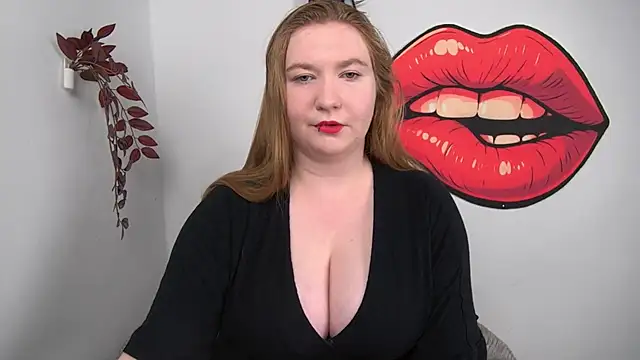 Snapshot of LaraDream chatting on 04/17/26, 03:59 LaraDream online show from 04/17/26, 03:59