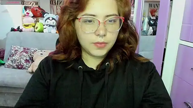 Snapshot of soficammy chatting on 12/23/24, 12:46 soficammy online show from 12/23/24, 12:46